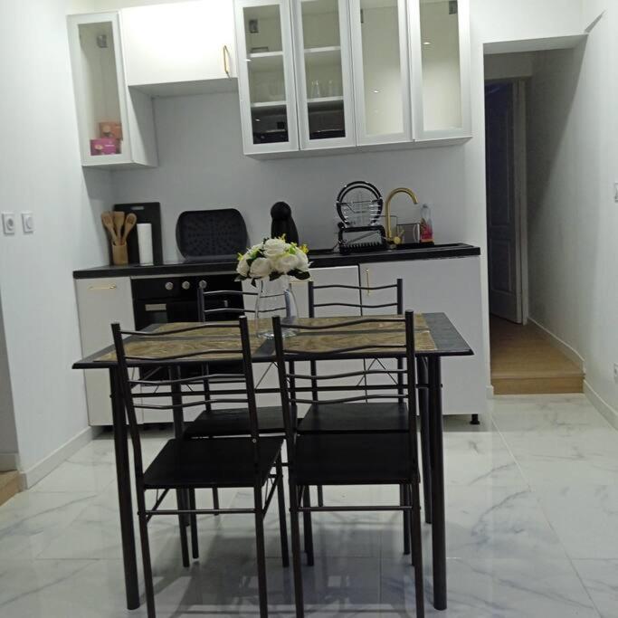 La Maison Du Cerisier Λον Εξωτερικό φωτογραφία